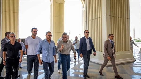 لم أتوقع كل هذا الإبهار.. كاظم الساهر يزور مدينة الفنون والثقافة بالعاصمة الإدارية في إطار زيارته لمصر لإحياء سهرة غنائية ضخمة، قام الفنان كاظم