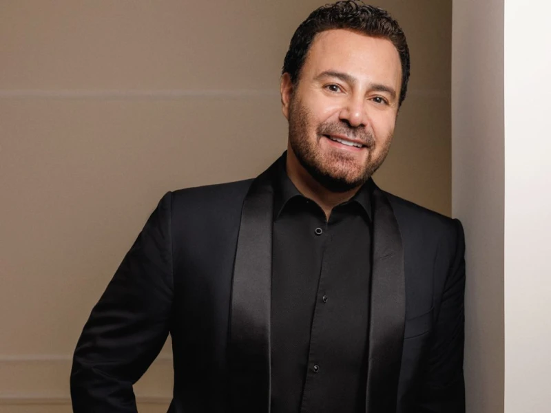 خاص بالفيديو- عاصي الحلاني يحبس الأنفاس في جديده العين عليه وتحتفي لندن به الليلة بالتزامن مع حلول عيد الأضحى المبارك، طرح الفنان اللبناني، عاصي