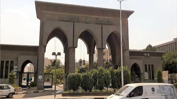 مجلس جامعة الأزهر يهنئ رئيس الجمهورية بالذكرى ال11 لثورة 30 يونيو قدم مجلس جامعة الأزهر في جلسته الشهرية التي عقدت، اليوم السبت، برئاسة الدكتور سلامة
