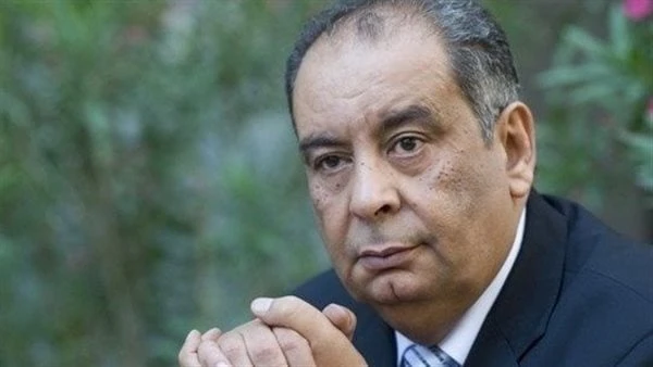 هيتفرغ للكتابة بعد الأزمة الأخيرة.. لماذا استقال يوسف زيدان من مؤسسة تكوين؟ أعلن الكاتب يوسف زيدان، استقالته من مؤسسة تكوين للبحوث والدراسات.وأرجع