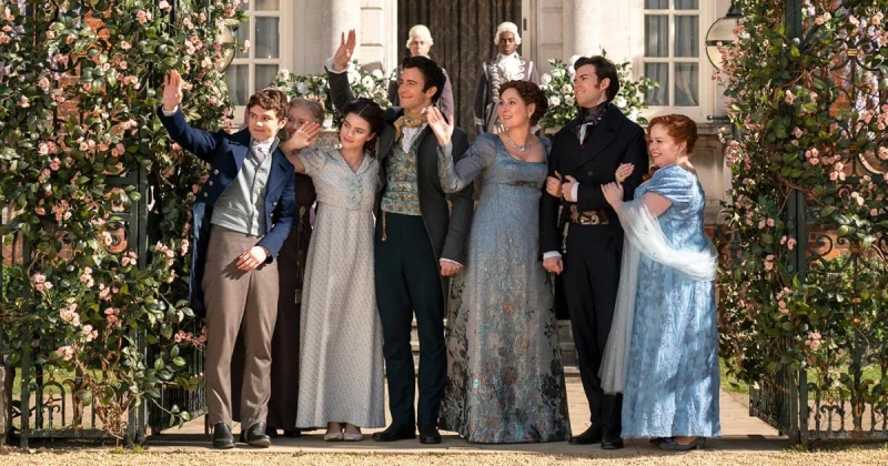 لورن ماكدونالد يثير التكهنات بأنه سيغادر بريدجرتون قبل الموسم الرابع هل سيكون فينش من بريدجتون الموسم 4؟ لاحظ المشجعون ذلك لورن ماكدونالد انتقل إلى للاحتفال بوقته في سلسلة الناجحة 