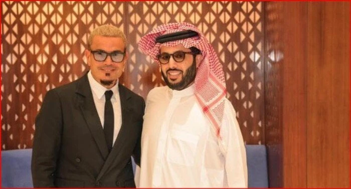 قريبا.. عمرو دياب يعلن مشاركته في عمل فني مع تركي آل الشيخ كشف الفنان عمرو دياب، عن استعداده للمشاركه في عمل فني جديد مع المستشار تركي آل الشيخ.وشارك