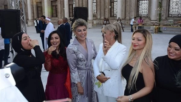 مفيدة شيحة تحتفل بعقد قران ابنتها بالقلعة بحضور نجمات الإعلام حرص عدد كبير من الاعلاميات علي مشاركة الإعلامية مفيدة شيحة الاحتفال يعقد قران ابنتها