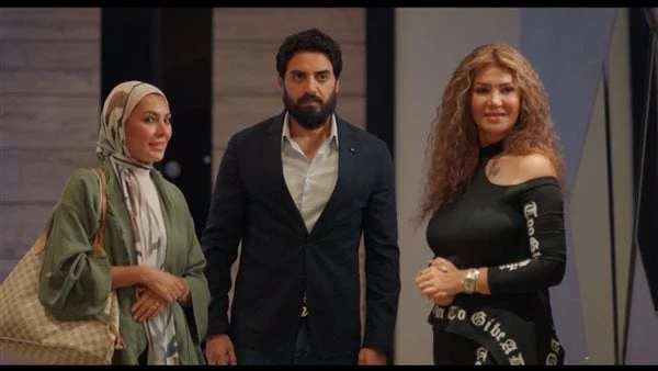 الوصفة السحرية الحلقة 15.. عودة حبيبة إسلام جمال من الخارج أذيعت الحلقة 15 من مسلسل الوصفة السحرية عبر منصة ، وذلك قبل عرضها علي التليفزيون ب24 ساعة . وشهدت الحلقة عددا من الأحداث