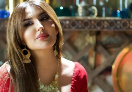 شذى حسون تشوق جمهورها بأغنية بيك تحلى شوقت المطربة العراقية شذى حسون جمهورها بأغنية جديدة تحمل اسم بيك تحلى التي ستقوم بطرحها خلال الأيام المقبلة على