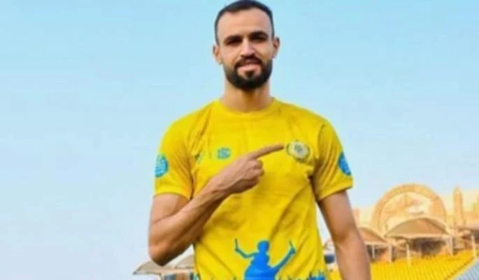 إيقاف حمدي النقاز 6 أشهر بسبب الزمالك تلقى النادى الاسماعيلى، أمس الإثنين، خطابا من الاتحاد الدولى لكرة القدم الفيفا يفيد بإيقاف التونسى حمدى النقاز