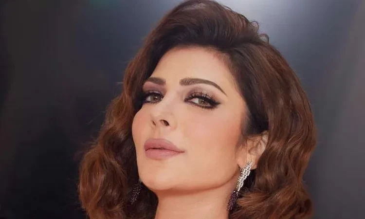 أصالة تطرح إنسان من ألبومها الجديد ثم أنا طرحت شركة روتانا للصوتيات والمرئيات، كليب الفنانة أصالة ، الجديدة الذي يحمل اسم إنسان، وهو أول أغاني