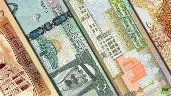 تحرك جديد في الأسعار.. آخر تحديثات العملات بالبنوك اليوم 26-6-2024 صعدت اسعار العملات العربية والأجنبية مقدار 25 قرشا على الأقل أمام الجنيه في مستهل تعاملات اليوم الأربعاء الموافق