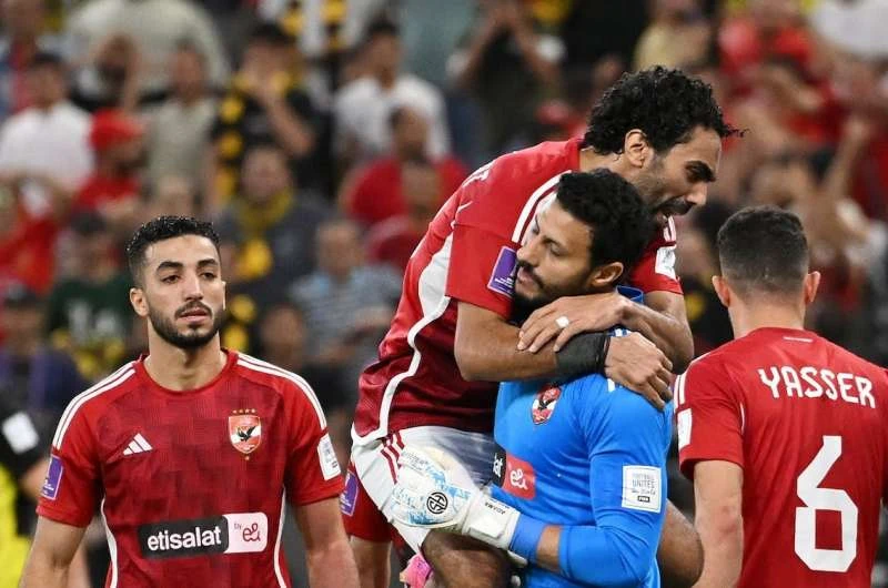 موعد مباراة الأهلي وفاركو في الدوري المصري والقنوات الناقله لها يستعد الفريق الأول لكرة القدم بنادي الأهلي من اجل مواجهة الفريق الأول لكرة القدم