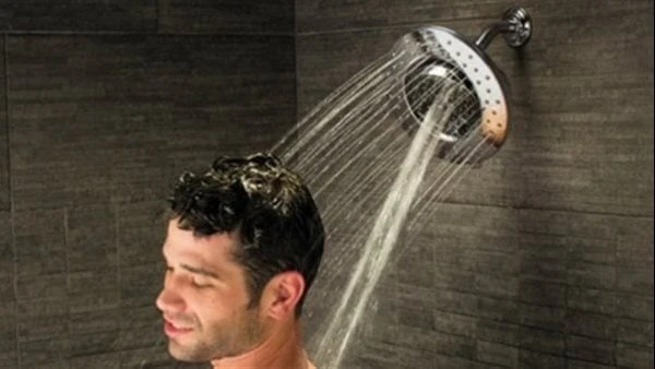 هل يجوز ارتداء ملابس الجنابة بعد الاغتسال.. اعرف الضوابط الشرعية ورد إلى الشيخ خالد عمران، أمين الفتوى بدار الإفتاء المصرية، سؤال يقول فيه أحدثت