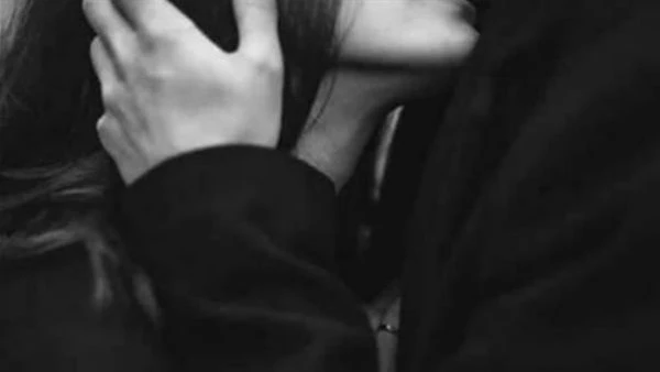 رواية ضحية القاسي كاتبة بسملة بدوي الفصل الاولادخليسيبوني والنبي يبيه طب طب انت هنا ليه ادخلي اخلصييي مش عايز كلام كتير دخلت برهبه والدموع تنهمر بغزاره من عينها الجميله واردفت بصوت