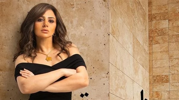 شذى عن طلاقها من رجل الأعمال: فيه تفاصيل مش هتكلم عنها قالت المطربة شذى ل افاق عربية إن طلاقها من رجل أعمال شهير تم بالفعل بعد عام واحد فقط من