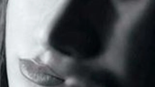 رواية عوض العمر جميع الفصول كاملة هند: قومي يا بت انتي فزي من مكانك واعمليلي كوباية شايسها بتعب: حرام عليكي يا عمتي انا لسة مخلصة تنضيف في الشقة كلها وحضرت الغدا كمان عاوزة ارتاح ش