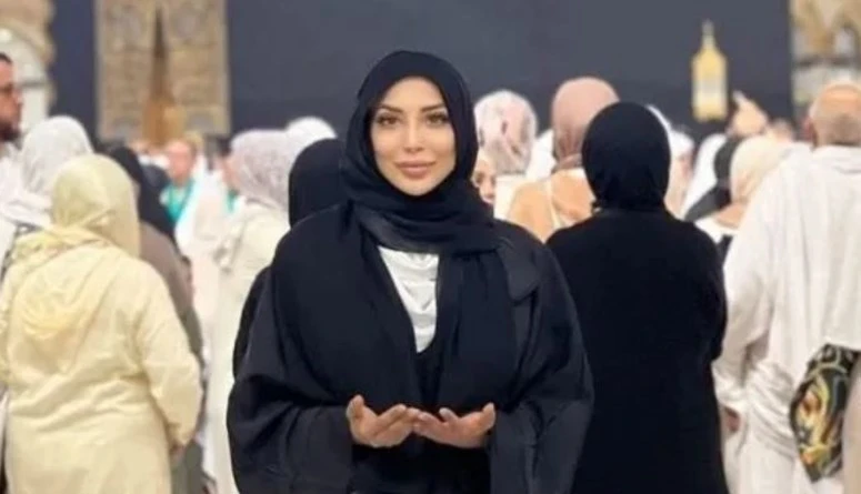 وفاة البلوغر والمؤثرة التونسية فرح القاضي بشكل مفاجئ (فيديو) توفيت البلوغر والمؤثرة التونسية فرح القاضي بشكل مفاجئ بعد ساعات قليلة من نشرها فيديو من