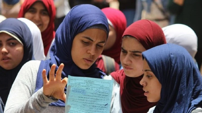 توجيهات عاجلة من التعليم بشأن امتحانات الثانوية العامة 2024 يستأنف طلاب الثانوية العامة 2024 امتحاناتهم يوم السبت المقبل بعد الانتهاء من إجازة عيد