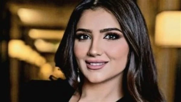 من هي مي عمر ويكيبيديا؟ (حياتها وبدايتها الفنية) من هي مي عمر ويكيبيديا؟.. سؤال نستعرض إجابته خلال السطور المقبلة، حيث إن مي عمر مواليد 10 أكتوبر 1988- ممثلة مصرية. حياتهاالتحقت مي