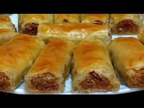 أصابع الجلاش المحشية كنافه الطريقه مفيش أسهل من كده حلويات رمضان حلويات رمضان بسم الله ماشاء الله ولا اله الا الله محمد رسول الله كل سنة وانتم طيبين ورمضان كريم عليكم وعلينا يارب