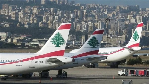 تحذيرات دولية من السفر إلى لبنان.. هل تشن إسرائيل الحرب على حزب الله؟ مع استمرار التصعيد بين إسرائيل وحزب الله، وجهت عدة دول تحذيرا لمواطنيها من