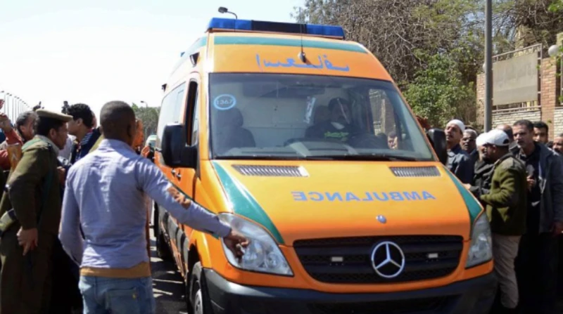 هشم رأسها.. فلاح يقتل جارته العجوز في الدقهلية توفيت سيدة في العقد الثامن من عمرها، إثر تعدي جارها عليها بالضرب بقطعة خشبية على رأسها خلال مشاجرة بين أسرتيهما في قرية ميت فارس التا