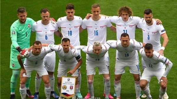 تشكيل منتخبي التشيك وجورجيا بأمم أوروبا يورو 2024 أعلن الجهاز الفني لمنتخب التشيك لكرة القدم تشكيل مباراته استعدادا لمواجهة جورجيا اليوم السبت