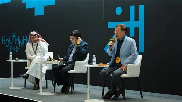 ندوة ثقافية في معرض سيئول الدولي للكتاب تكشف مراحل ترجمة المعلقات عقدت ندوة ثقافية حوارية في معرض سيئول الدولي للكتاب نظمتها هيئة الأدب والنشر والترجمة، حول أهمية ترجمة كتاب المعلق