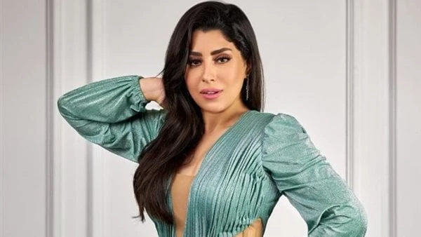 إطلالة صيفية جذابة.. آيتن عامر تخطف الأنظار بجمالها.. شاهد شاركت الفنانة آيتن عامر، متابعيها صورا جديدة لها عبر خاصية ستوري من خلال حسابها الشخصي على