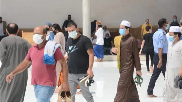 حكم غسل يوم الجمعة.. احذر من إيذاء المصلين بالرائحة الكريهة أكدت دار الإفتاء المصرية، أنه قد اختلف العلماء في حكم غسل يوم الجمعة، والذي نختاره أنه