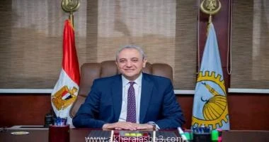 الانتهاء من صب الحوائط الخرسانية المحيطه بكوبري سكه المحله تابع اللواء اشرف الجندي ، الأعمال الجارية في توسعة كوبري سكة المحله بحي ثان طنطا ، حيث تم