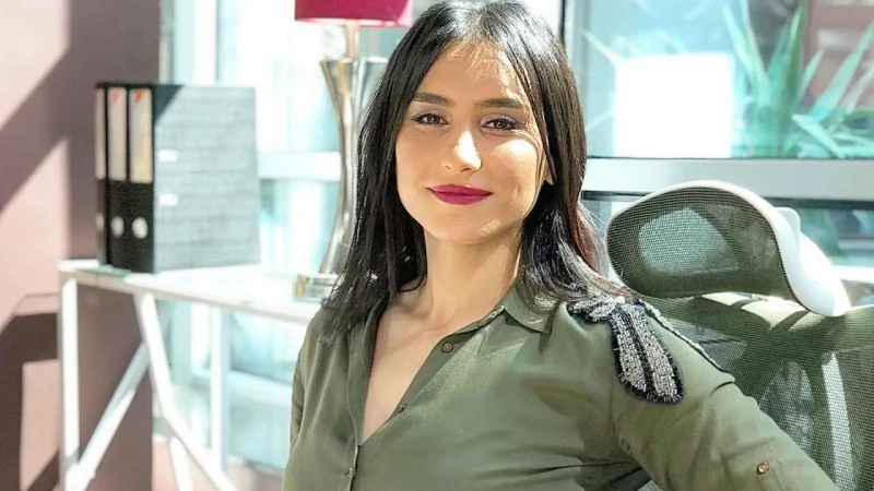 دفاع سائق أوبر يشن هجوم حاد على الفنانة هلا السعيد اخر خبر شاهد المقال التالي من صحافة السعودية عن دفاع سائق أوبر يشن هجوم حاد على الفنانة هلا