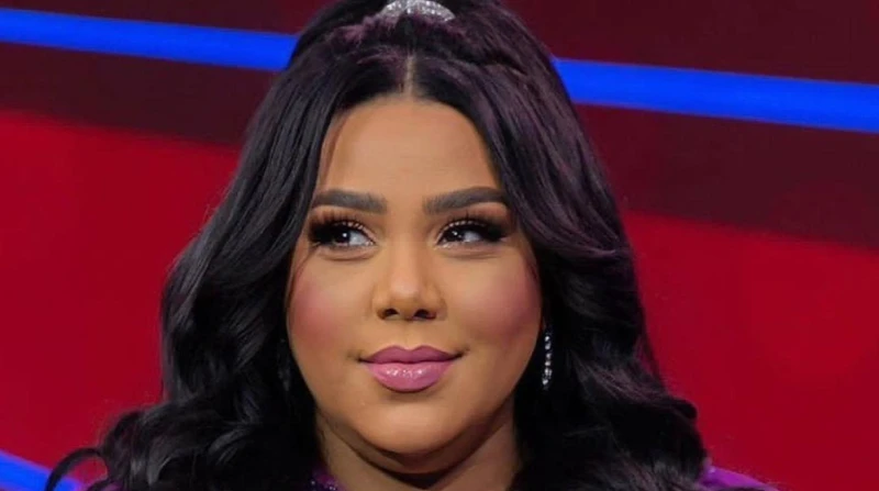 خسرت 50 كيلو.. شيماء سيف تتصدر التريند بفيديو القوام الرشيق تصدرت الفنانة شيماء سيف محركات بحث موقع جوجل عدة مرات منذ إجرائها عملية تكميم، آخرها بسبب