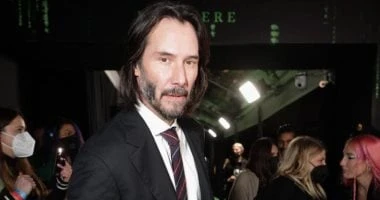 فن: بمناسبة إصدار روايته.. كيانو ريفز: أفكر فى الموت طوال الوقت اقرأ في أفاق عربية بمناسبة إصدار روايته كيانو ريفز أفكر فى الموت طوال الوقت، الكثير