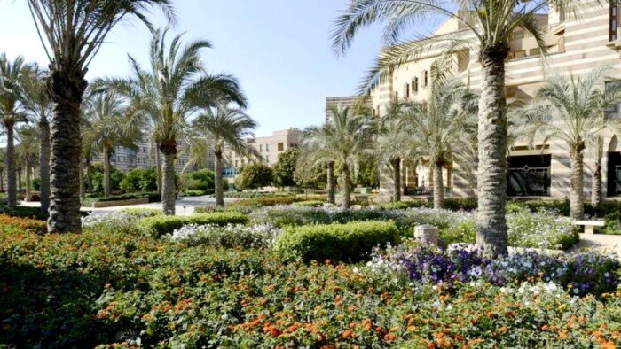 الجامعة الأمريكية ب القاهرة تصدر تقريرها الثالث للاستدامةنشرت الجامعة الأمريكية بالقاهرة مؤخرا تقريرها وكتيبها الثالث للاستدامة الذي يعده مكتب