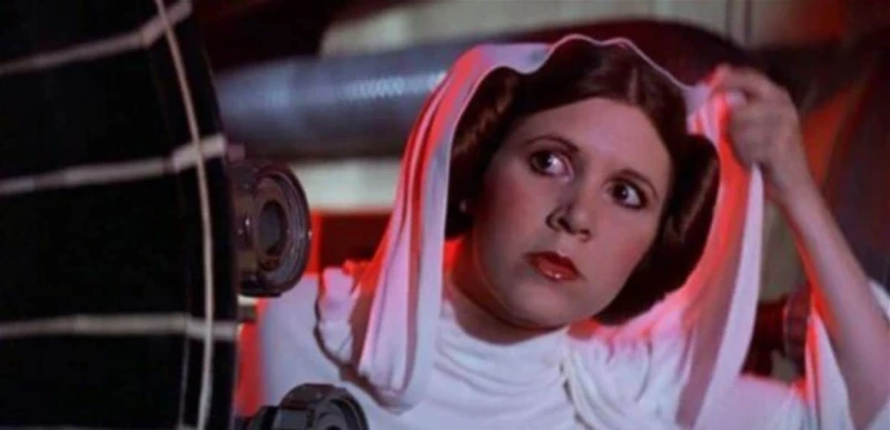 فنون ومشاهير: أحد أيقونات سلسلة أفلام حرب النجوم.. بيع الزي الذهبي الشهير لالأميرة ليا بهذا السعر شاهد المقال التالي من صحافة لبنان عن أحد أيقونات