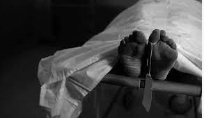 تأويلات ابن سيرين لرؤية الموت في الحلم تأويلات ابن سيرين لرؤية الموت في الحلم الموت في الحلم، إن رؤية الموت من الرؤى التي تثير الفزع والقلق عند الكثيرين منا، ولا شك أن الإنسان يصعب