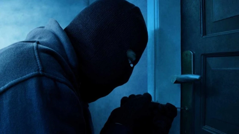 الأردن: جريمة كل 23 دقيقة في خبر رسمي صدر عن مديرية الأمن العام في الأردن كشفت الحكومة عن ارتكاب جريمة كل 23.4 دقيقة في المملكة. ووفق التقرير