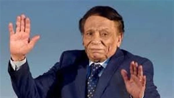 عمرو عرفة : الزعيم عادل إمام زي الفل وأتواصل معه دائما كشف المخرج عمرو عرفة حقيقة مرض الفنان عادل إمام بعد فترة من الجدل حول سبب غيابه عن الساحة