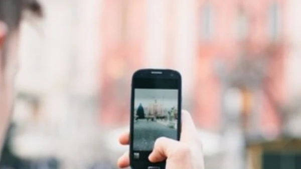 بصورهم بغرض الاستمتاع.. أعترافات المتهم بتصوير فتيات كايرو فيستيفال بالتجمع الخامس أدلى المتهم بتصوير الفتيات داخل مول كايرو فيستيفال بالقاهرة