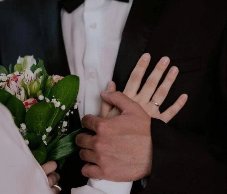 رواية ماضي ممنوع الفصل الرابع عشر14بقلم ورده رضا رواية ماضي ممنوع بقلم ورده رضارواية ماضي ممنوع الفصل الرابع عشر14بقلم ورده رضاعندما أستمع لصوت فى الغرفه - انت بتعمل ايه هنا ؟المجه