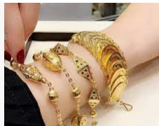 تعرف على تفسير حلم الميت يرتدي ذهب لابن سيرين تعرف على تفسير حلم الميت يرتدي ذهب لابن سيرين، من الأحلام التي تسبب بعض القلق للرائي، فإن الميت بشكل