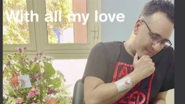 بعد عملية قسطرة بالقلب.. محمد رحيم يغادر المستشفى ويوجه رساله من منزلهأعلن الملحن محمد رحيم خروجه من المستشفى بعد تعافيه، مطمنا الجمهور على حالته الصحية بعد الوعكة التي تعرض لها مؤ