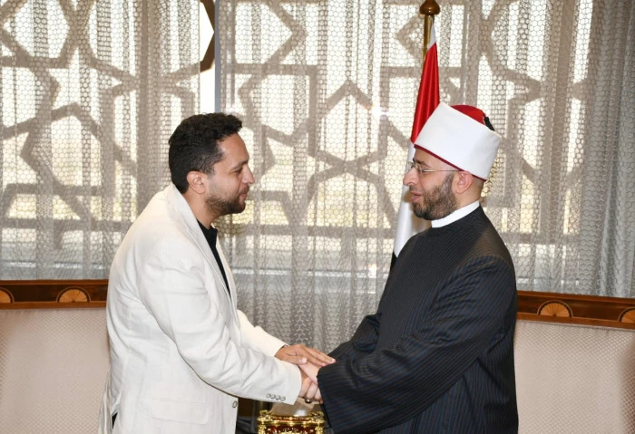 مسابقة تلاوة كبرى وبرنامج تلفزيوني ضخم، الأوقاف تتعاون مع الشركة المتحدة (صور) التقى الدكتور أسامة السيد الأزهري وزير الأوقاف وفدا من الشركة المتحدة للخدمات الإعلامية برئاسة الأستا