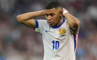 أقر قائد المنتخب الفرنسي كيليان مبابي أن فريقه لم يقم بما يكفي في الخسارة أمام إسبانيا 1-2، ضمن نصف نهائي كأس أوروبا 2024، مشيرا إلى أنه محبط من