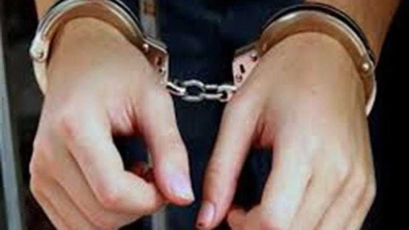 ..دعارة وجنس جماعي.. مداهمة محل تدليك في دولة عربية والعثور على مفاجأة صادمة..تفاصيل تتابع الان تفاصيل ما ورد عن دعارة وجنس جماعي.. مداهمة محل تدليك في دولة عربية والعثور على مفاجأ