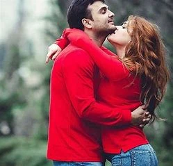 رواية الي اين ؟ يوسف وجميلة الفصل الثاني 2 بقلم دهب مبروك أنا مش عارفه أكرهك، لأ أنا بكرهك. فتحت عيوني بسرعه، لقيته بصصلي بغضب وحزن باين علي ملامحه: -أنت بتحبني وهتفضلي تحبيني ومش 