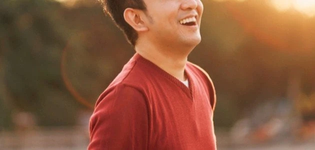 أجمل النكات 100 نكتة مميزة وجديدةيقبل الكثير من الأشخاص على معرفة أجمل النكات المضحكة ، والتي تضفي إلى الأجواء روح من المرح والفكاهة والضحكات، حيث