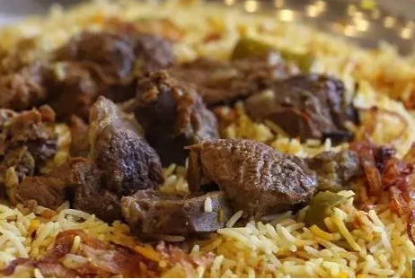 تعرف على تفسير الرز واللحم في المنام لابن سيرين الرز واللحم في المنام، يعتبر من الرؤى التي تترك ورائها الكثير من الأسئلة حيث أن البعض يفسر الرز