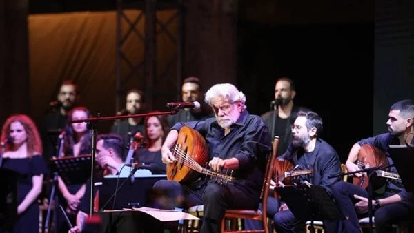 مارسيل خليفة يضيء مسرح الساحة الرئيسية في جرش بأمسية فنية تغنت بالوطن وحبهجرش يستعيد روح درويش في أمسية فنية تألق بها الموسيقار اللبناني مارسيل خليفة