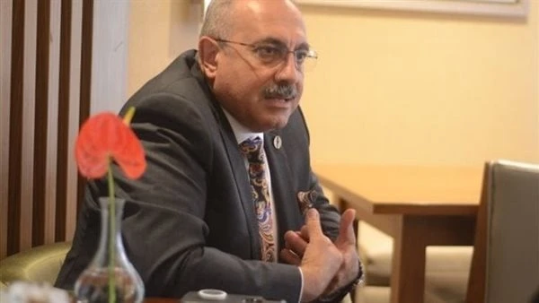 اختيار المصري شريف سبعاوي ضمن أفضل 25 مهاجرا في كندا لعام 2024ضمت جائزة كندية لأفضل 25 مهاجرا العام الجاري، البرلماني الكندي من أصول مصرية شريف سبعاوي، بسبب إسهاماته المميزة في الم