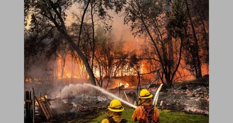 أكبر حريق غابات بكاليفورنيا.. دمار عشرات المنازل وأوامر إجلاء ب4 مقاطعات لايف ستايل شاهد المقال التالي من صحافة البحرين عن أكبر حريق غابات