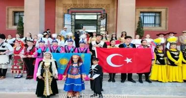 كتب - محمود الهندي تحت رعاية الدكتور أحمد فؤاد هنو وزير الثقافة أبدعت دار الأوبرا المصرية برئاسة الدكتورة لمياء زايد من خلال المشاركة المصرية لمواهب الأوبرا بالمهرجان الدولى لأطفال